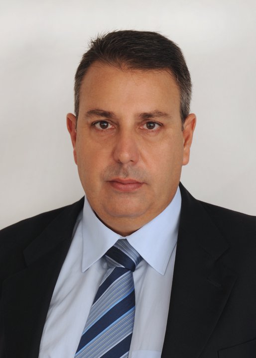 “Εγκαταλείπω το κόμμα”