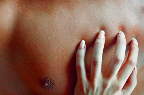 Θα μηνύσει την «αχόρταγη»