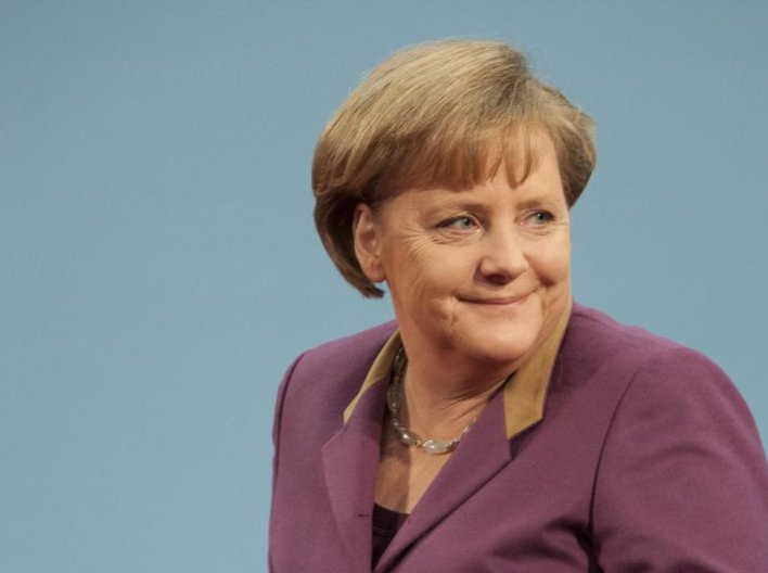 Οι Μερκελ-ικοί μοίρασαν αυγά…