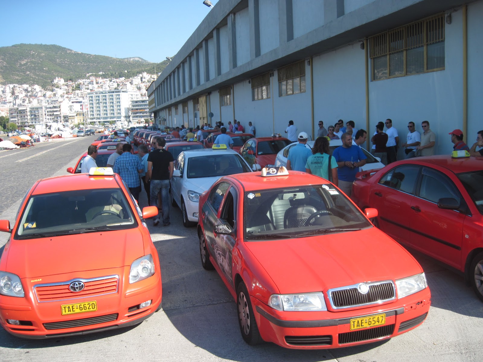 Μείωσαν την ταρίφα