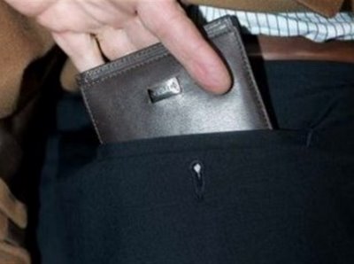 Ξάφρισαν τους πιστούς