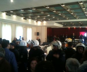 Ξύλο στην Τρίπολη