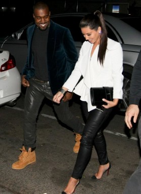 Με κατεβασμένο παντελόνι!