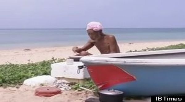 Ζει 20 χρόνια μόνος του