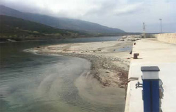 “Μπαζώθηκε” λιμάνι