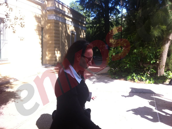 Δημόσιος υπάλληλος η Σταμάτη