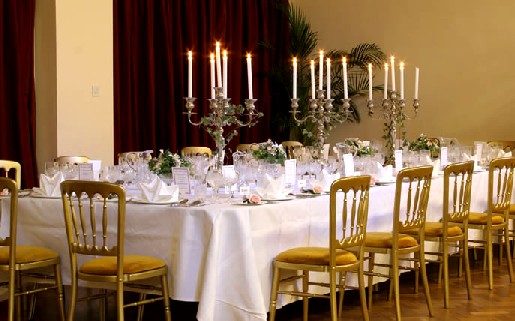 Κατά λάθος στα…σαλόνια