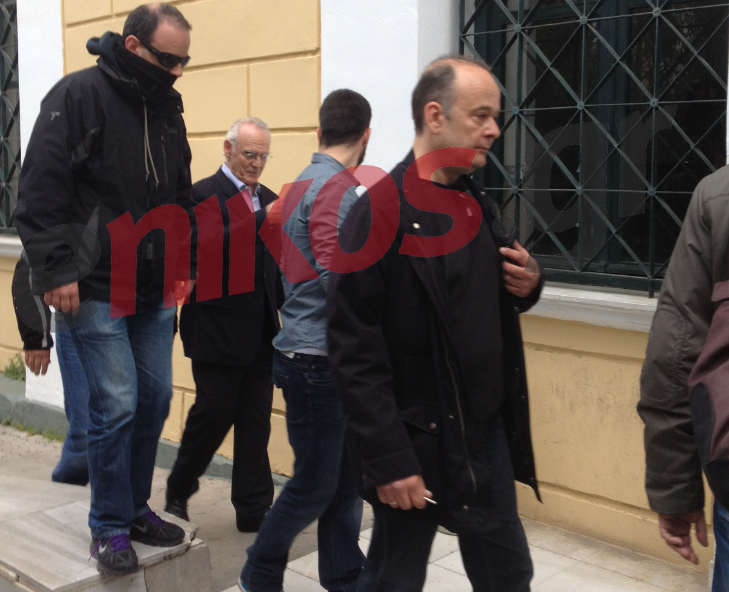 Πολύ χαμόγελο πέφτει…