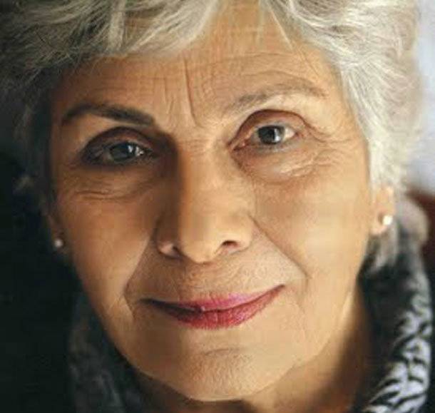 Δεν “κατεβαίνει” η Δημουλά