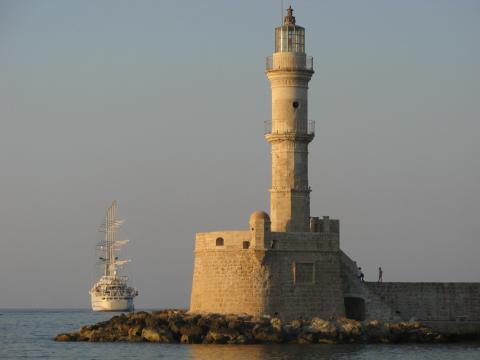 Έκανε γκράφιτι στο Φάρο