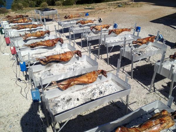 Ο οβελίας στο Πόρτο Χέλι