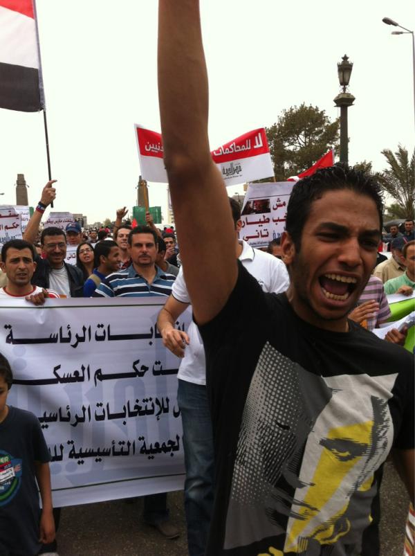 Διαδηλώνουν στην πλατεία Ταχρίρ