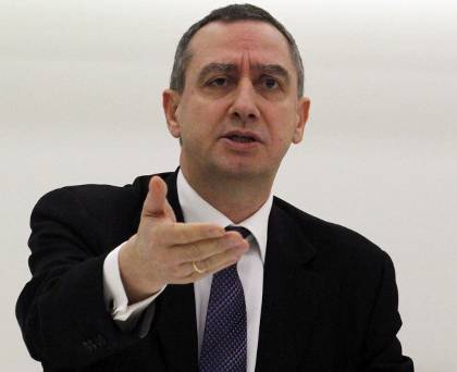 “Προκαλείς Βαγγέλη”