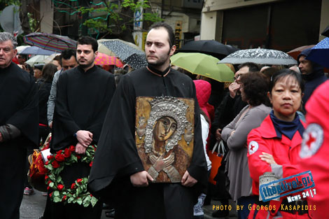 Ο επιτάφιος στον Άγ.Μηνά