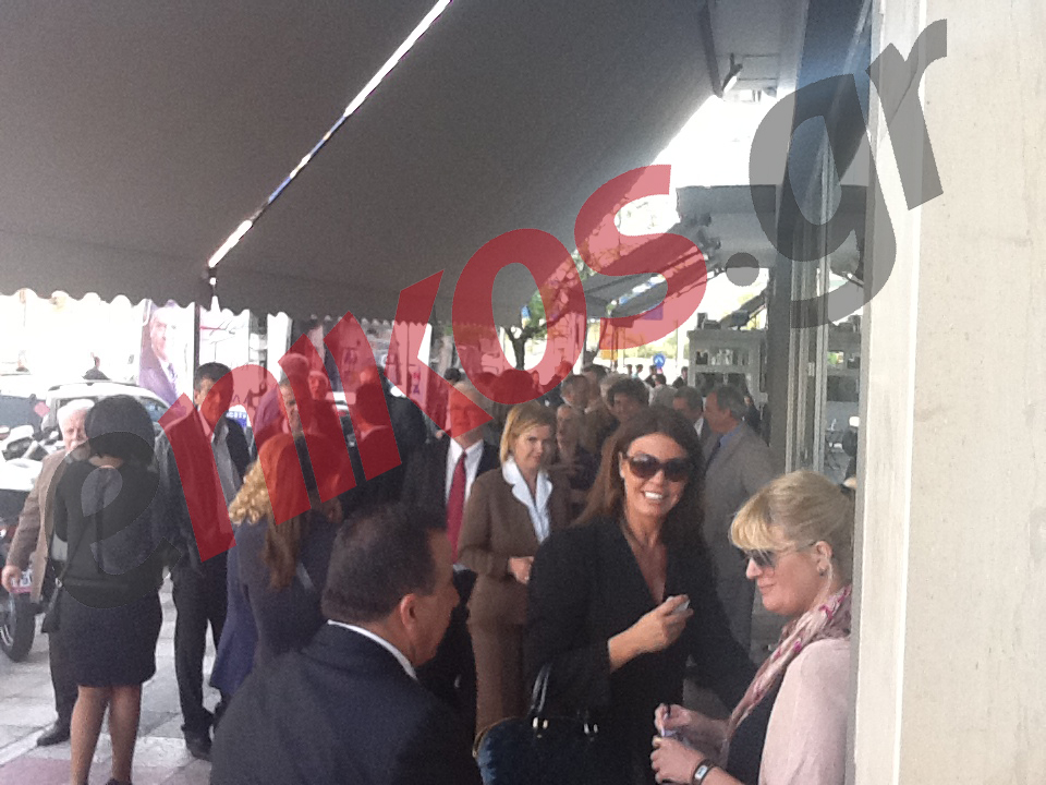 Tώρα-Η Βάνα στην παρουσίαση