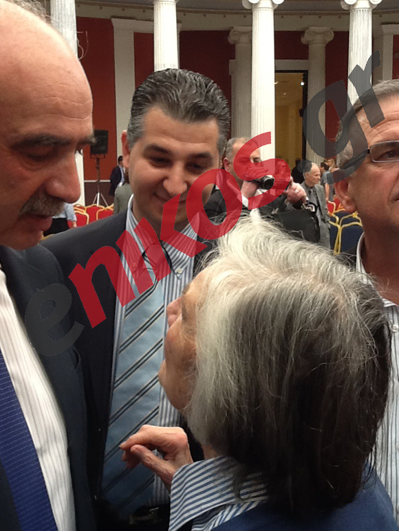 Παρούσα η “καραμανλική φρουρά”