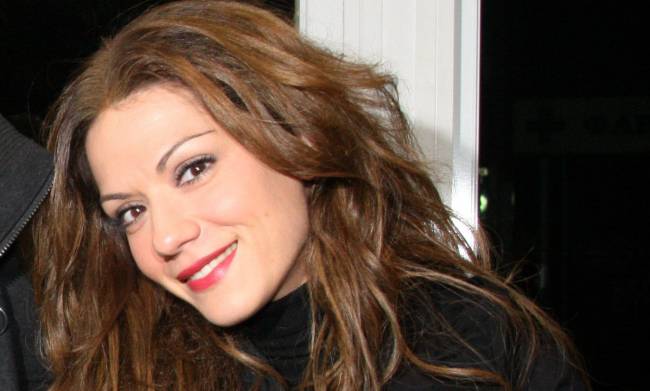 “Δεν σκέφτομαι να ζω μόνη μου”