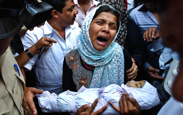 Έδειρε βρέφος μέχρι θανάτου