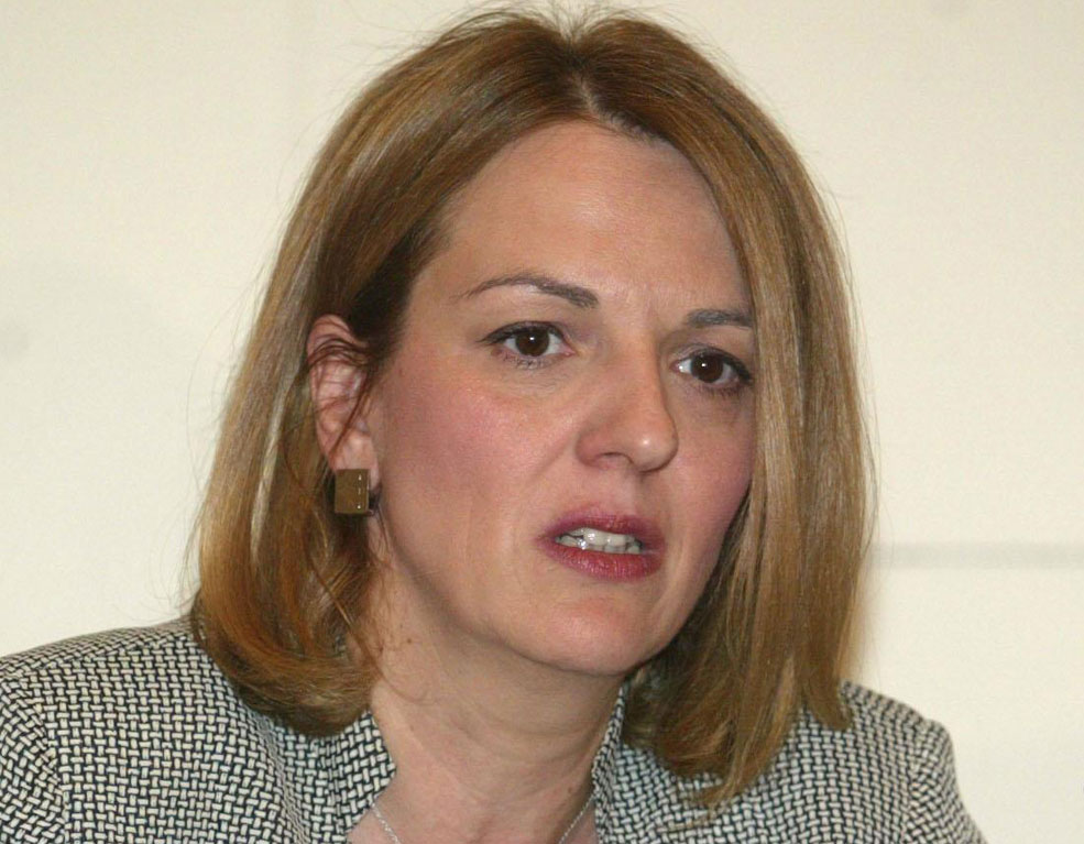 “Κυρία Άστον… πάρτε θέση”