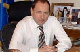 Ο Ανδρέας Ψυχάρης στον Νίκο Χατζηνικολάου