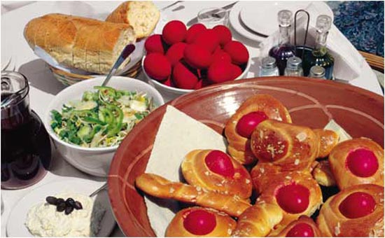 Φθηνότερο το πασχαλινό τραπέζι