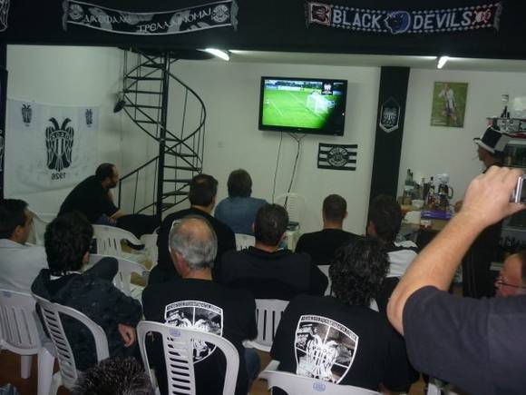 Συμπλοκή οπαδών με τραυματίες