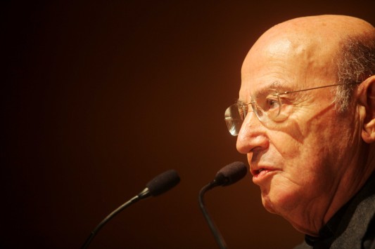 “Μετά τον Αγγελόπουλο το χάος;”