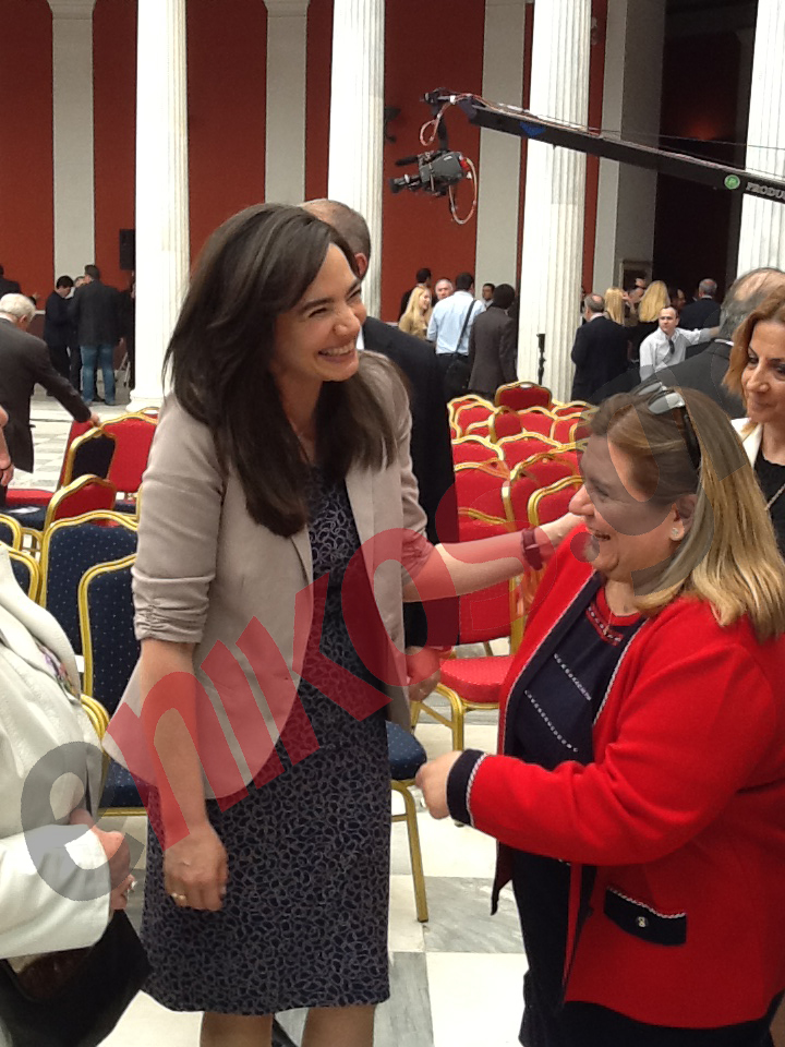 Στο πλευρό του η… Γεωργία