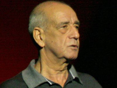 “Τραγούδησε τα βάσανα του λαού”