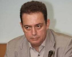 Επιστρέφει αλλά δεν κατεβαίνει