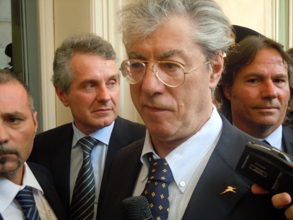 Παραιτήθηκε ο Μπόσι