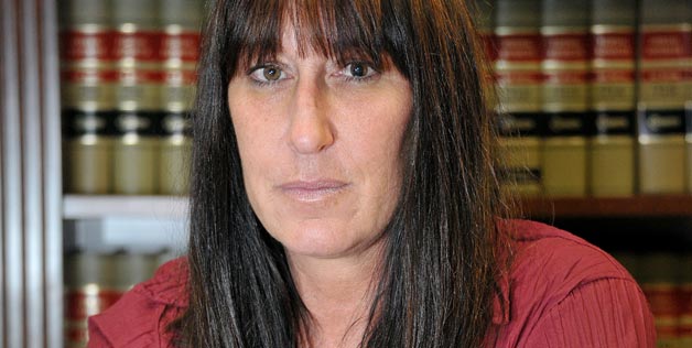 Του έσωσε τη ζωή και την απέλυσε