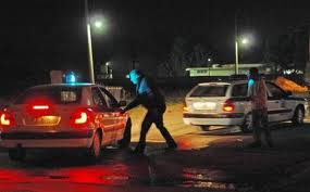 Έριξαν με καλάσνικοφ σε πιτσαρία