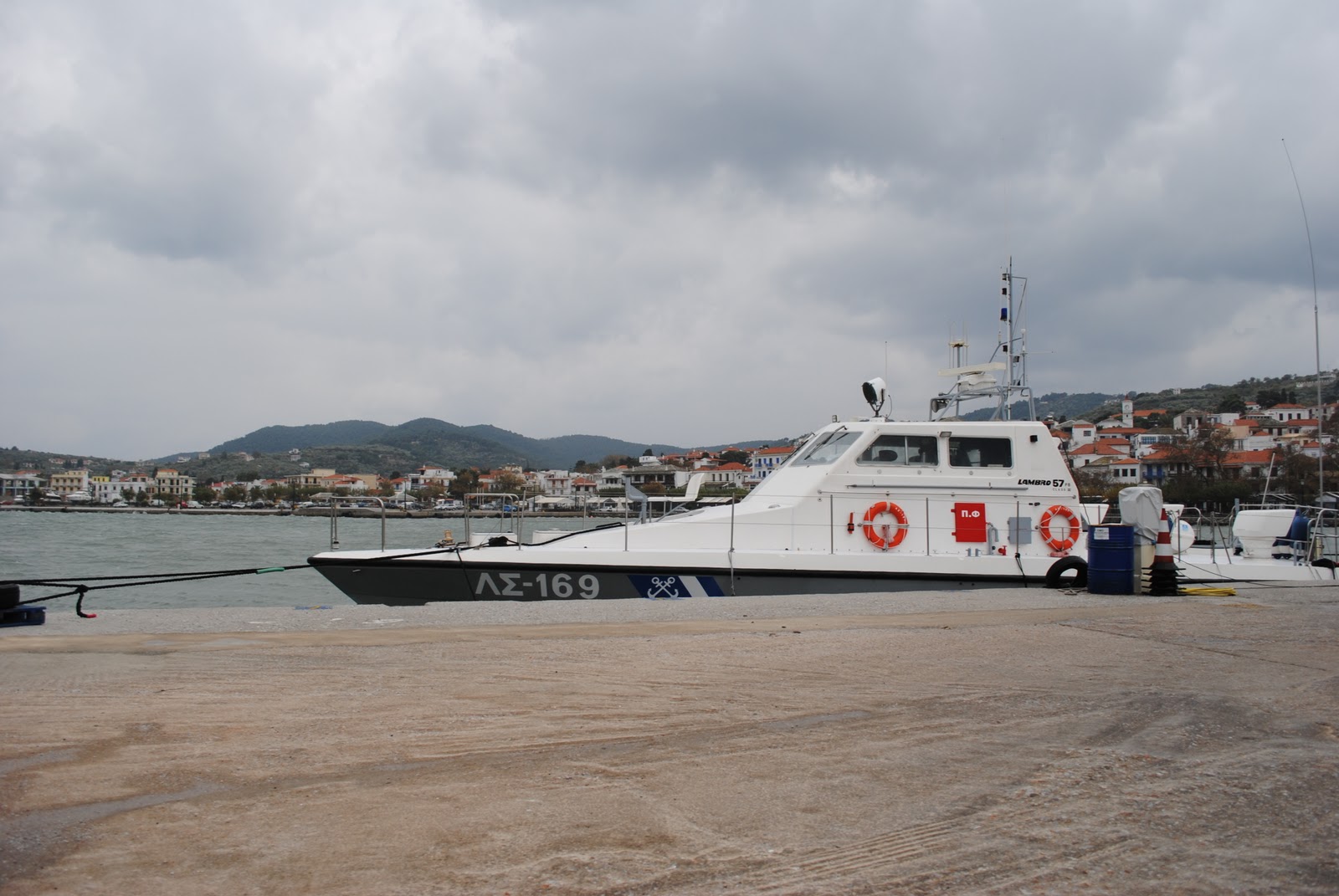 Μετανάστης νεκρός σε μπαγκαζιέρα