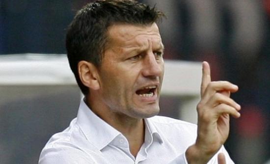 Ποιον βλέπει ο Θρύλος;