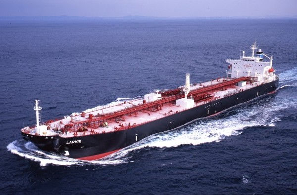 Πλοίο “οπλοστάσιο” πάει στη Συρία