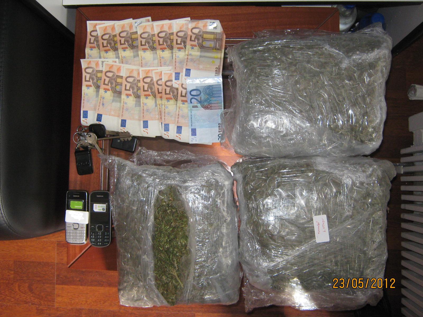 Φρούτα με χασίς