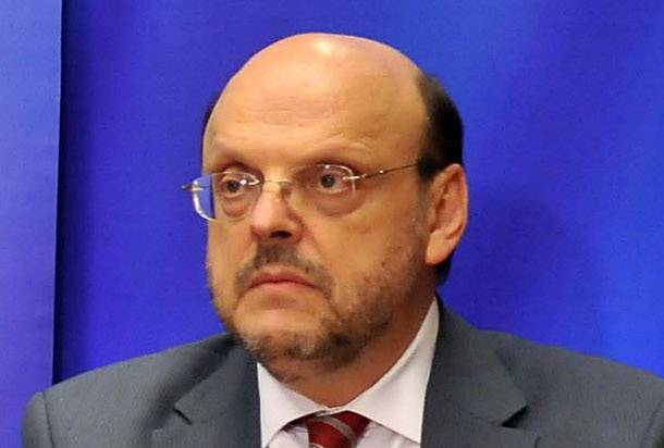 Συνεχίζει την επίθεση ο Αντώναρος