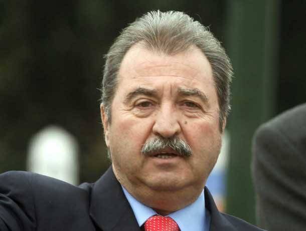 Οι “παλιοί” βγαίνουν στον Πειραιά