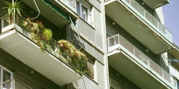 ΣΟΚ. Διπλή αυτοκτονία στην πλατεία Βάθη