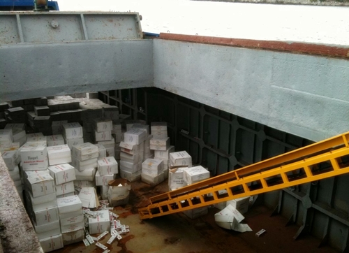 Το βαπόρι απ’ τις… Κομόρες