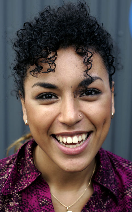 Την αναγνωρίζετε ;