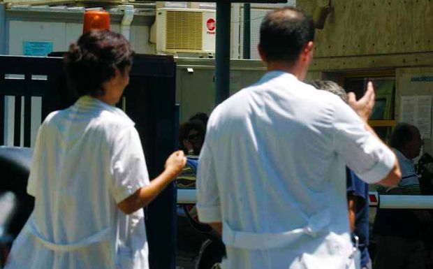 Μεταναστεύουν οι γιατροί