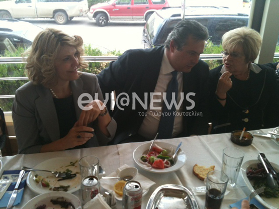 Το τραπέζωμα των Ανεξάρτητων