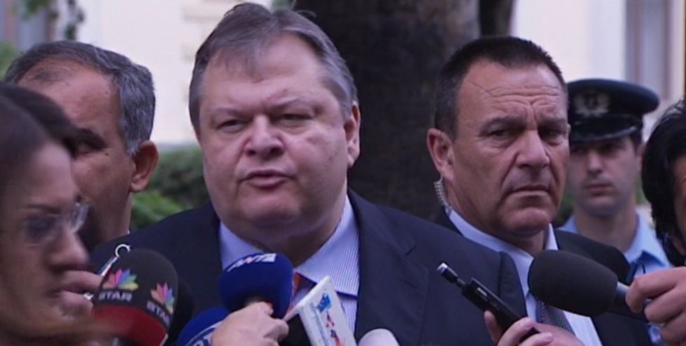 Τώρα-Βενιζέλος: “Θα ξεκινήσω με την Νέα Δημοκρατία τον ΣΥΡΙΖΑ και την ΔΗΜΟΚΡΑΤΙΚΗ ΑΡΙΣΤΕΡΑ