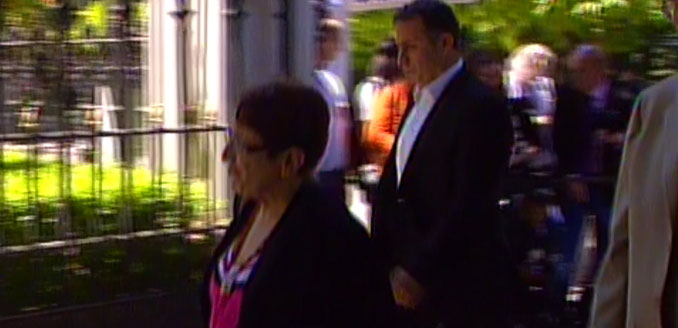 Τώρα -Στο Προεδρικό Μέγαρο και η Αλέκα Παπαρήγα