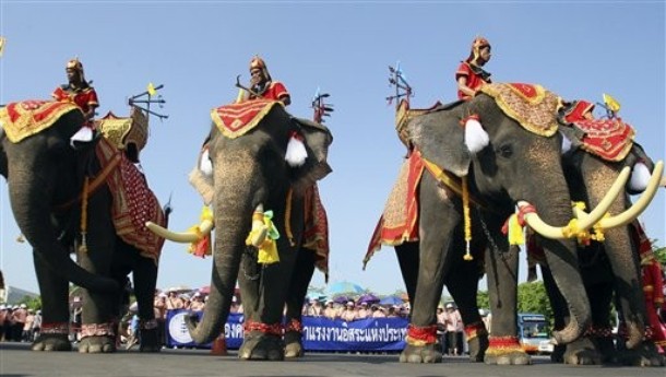 ‘Ενα στ’αριστερό…