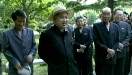 Μετά την Ελισάβετ, ο Kim Jong-Un