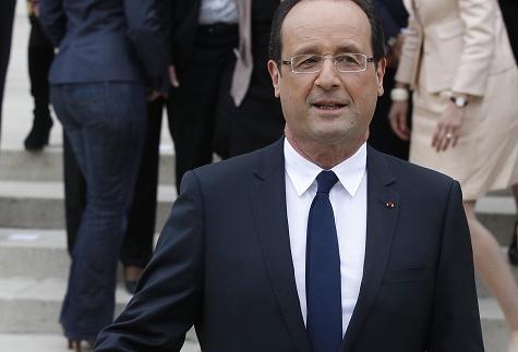 “Φεύγουν τα γαλλικά στρατεύματα”