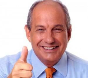 Τ. Κουίκ : «Ο Σαμαράς θέλει να γίνει πρωθυπουργός για την συγχωρεμένη τη γιαγιά του»